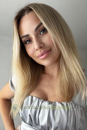 223452 - Elena Age: 43 - Ukraine