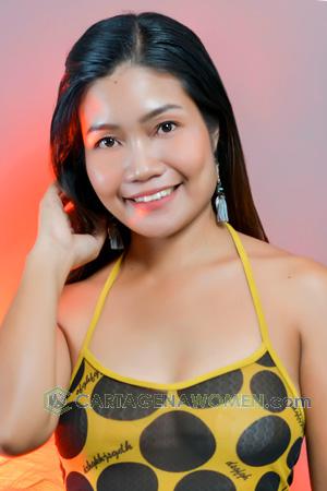 225451 - Chin-Chin Januarmae Age: 30 - Philippines