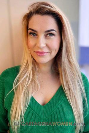 225973 - Svitlana Age: 48 - Ukraine