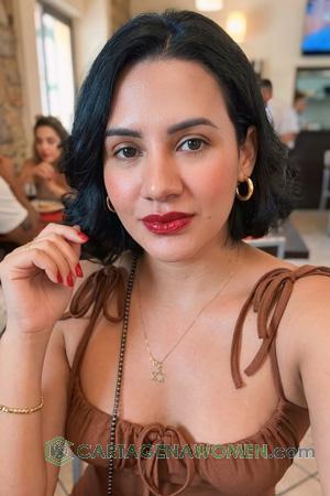 226816 - Iremsy Age: 34 - Colombia