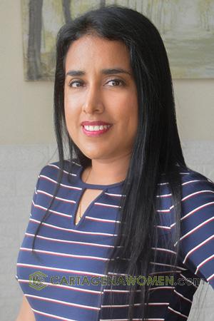 227605 - Karen Age: 39 - Peru