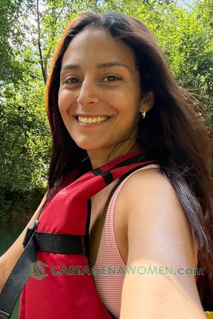 229512 - Daniela Age: 36 - Costa Rica